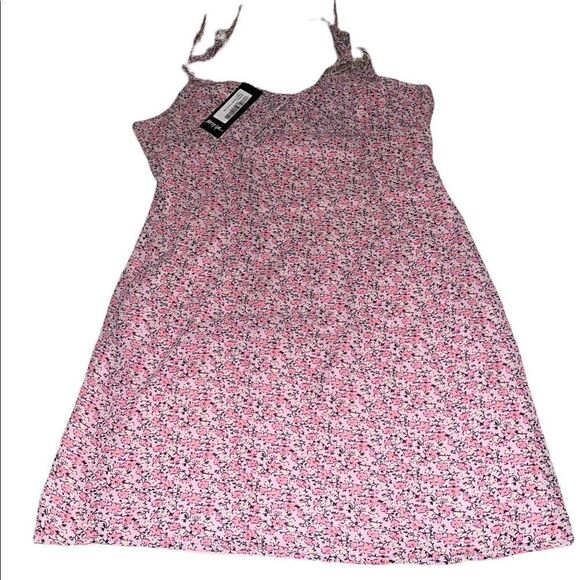 Nasty Gal Ruched Tie Strap Floral Mini Dress - Picture 6 of 12